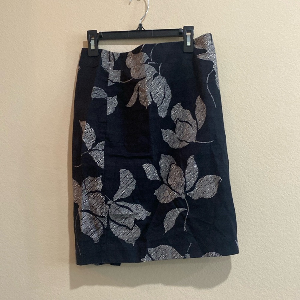 skirt with flower print
